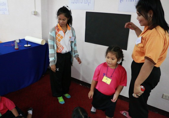 ภาพกิจกรรม คณะวิทยาศาสตร์และเทคโนโลยี จัดกิจกรรมค่ายวิทยาศาสตร์โรงเรียนสาธิตฯ ระดับชั้นอนุบาล