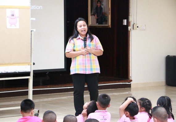 ภาพกิจกรรม คณะวิทยาศาสตร์และเทคโนโลยี จัดกิจกรรมค่ายวิทยาศาสตร์โรงเรียนสาธิตฯ ระดับชั้นอนุบาล