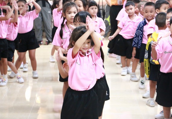 ภาพกิจกรรม คณะวิทยาศาสตร์และเทคโนโลยี จัดกิจกรรมค่ายวิทยาศาสตร์โรงเรียนสาธิตฯ ระดับชั้นอนุบาล