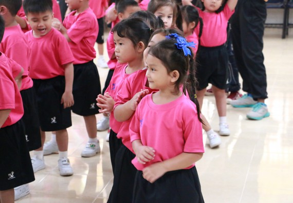 ภาพกิจกรรม คณะวิทยาศาสตร์และเทคโนโลยี จัดกิจกรรมค่ายวิทยาศาสตร์โรงเรียนสาธิตฯ ระดับชั้นอนุบาล