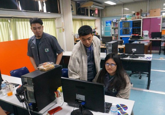 ภาพกิจกรรม โปรแกรมวิชาวิทยาการคอมพิวเตอร์	จัดโครงการเตรียมความพร้อมด้านทักษะทางวิชาชีพสำหรับนักศึกษาหลักสูตรวิทยาการคอมพิวเตอร์