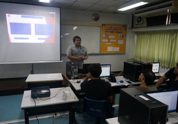 ภาพกิจกรรม โปรแกรมวิชาวิทยาการคอมพิวเตอร์	จัดโครงการเตรียมความพร้อมด้านทักษะทางวิชาชีพสำหรับนักศึกษาหลักสูตรวิทยาการคอมพิวเตอร์