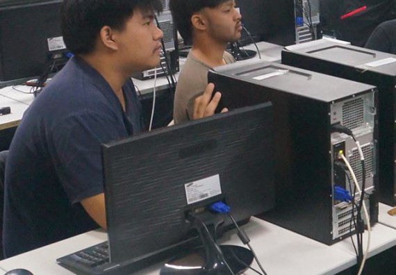 ภาพกิจกรรม โปรแกรมวิชาวิทยาการคอมพิวเตอร์	จัดโครงการเตรียมความพร้อมด้านทักษะทางวิชาชีพสำหรับนักศึกษาหลักสูตรวิทยาการคอมพิวเตอร์