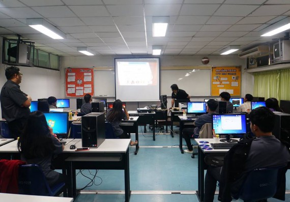 ภาพกิจกรรม โปรแกรมวิชาวิทยาการคอมพิวเตอร์	จัดโครงการเตรียมความพร้อมด้านทักษะทางวิชาชีพสำหรับนักศึกษาหลักสูตรวิทยาการคอมพิวเตอร์