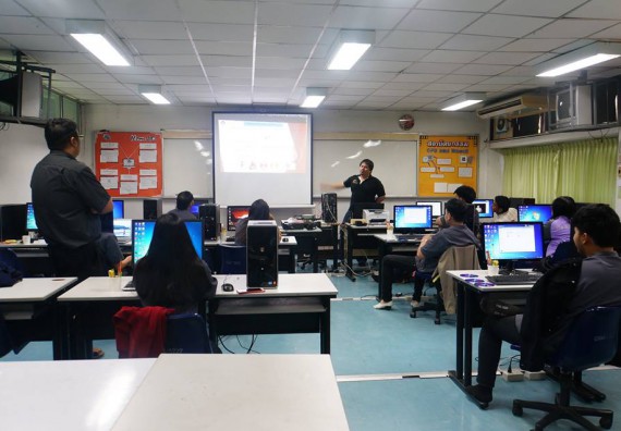 ภาพกิจกรรม โปรแกรมวิชาวิทยาการคอมพิวเตอร์	จัดโครงการเตรียมความพร้อมด้านทักษะทางวิชาชีพสำหรับนักศึกษาหลักสูตรวิทยาการคอมพิวเตอร์