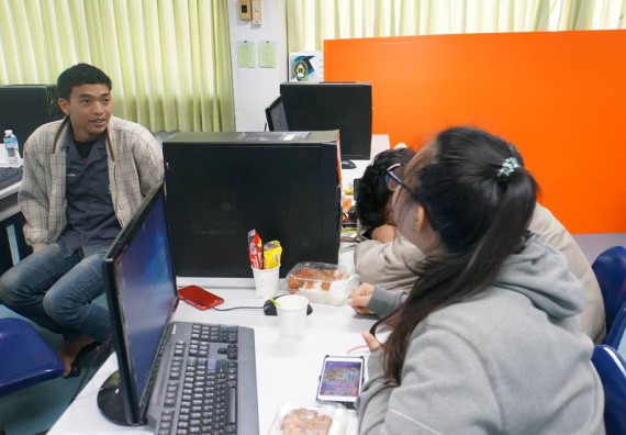 ภาพกิจกรรม โปรแกรมวิชาวิทยาการคอมพิวเตอร์	จัดโครงการเตรียมความพร้อมด้านทักษะทางวิชาชีพสำหรับนักศึกษาหลักสูตรวิทยาการคอมพิวเตอร์