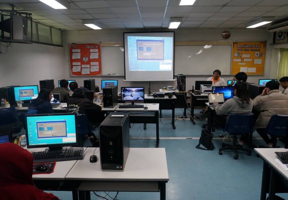 ภาพกิจกรรม โปรแกรมวิชาวิทยาการคอมพิวเตอร์	จัดโครงการเตรียมความพร้อมด้านทักษะทางวิชาชีพสำหรับนักศึกษาหลักสูตรวิทยาการคอมพิวเตอร์