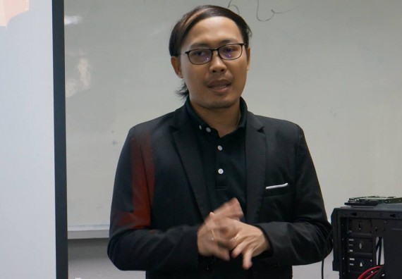 ภาพกิจกรรม โปรแกรมวิชาวิทยาการคอมพิวเตอร์	จัดโครงการเตรียมความพร้อมด้านทักษะทางวิชาชีพสำหรับนักศึกษาหลักสูตรวิทยาการคอมพิวเตอร์