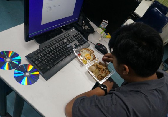 ภาพกิจกรรม โปรแกรมวิชาวิทยาการคอมพิวเตอร์	จัดโครงการเตรียมความพร้อมด้านทักษะทางวิชาชีพสำหรับนักศึกษาหลักสูตรวิทยาการคอมพิวเตอร์