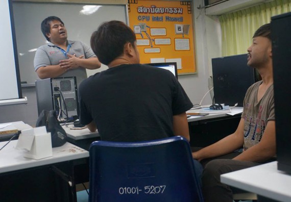 ภาพกิจกรรม โปรแกรมวิชาวิทยาการคอมพิวเตอร์	จัดโครงการเตรียมความพร้อมด้านทักษะทางวิชาชีพสำหรับนักศึกษาหลักสูตรวิทยาการคอมพิวเตอร์