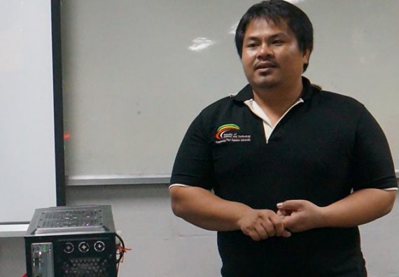 ภาพกิจกรรม โปรแกรมวิชาวิทยาการคอมพิวเตอร์	จัดโครงการเตรียมความพร้อมด้านทักษะทางวิชาชีพสำหรับนักศึกษาหลักสูตรวิทยาการคอมพิวเตอร์