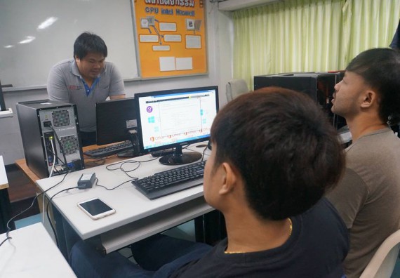 ภาพกิจกรรม โปรแกรมวิชาวิทยาการคอมพิวเตอร์	จัดโครงการเตรียมความพร้อมด้านทักษะทางวิชาชีพสำหรับนักศึกษาหลักสูตรวิทยาการคอมพิวเตอร์