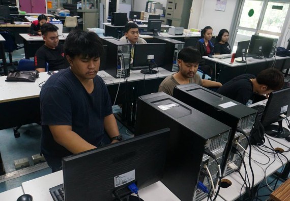 ภาพกิจกรรม โปรแกรมวิชาวิทยาการคอมพิวเตอร์	จัดโครงการเตรียมความพร้อมด้านทักษะทางวิชาชีพสำหรับนักศึกษาหลักสูตรวิทยาการคอมพิวเตอร์