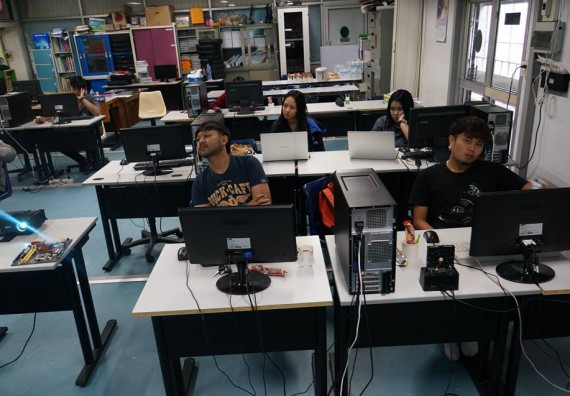 ภาพกิจกรรม โปรแกรมวิชาวิทยาการคอมพิวเตอร์	จัดโครงการเตรียมความพร้อมด้านทักษะทางวิชาชีพสำหรับนักศึกษาหลักสูตรวิทยาการคอมพิวเตอร์