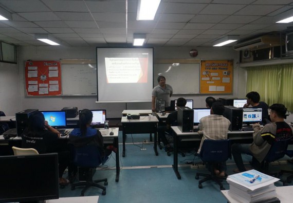 ภาพกิจกรรม โปรแกรมวิชาวิทยาการคอมพิวเตอร์	จัดโครงการเตรียมความพร้อมด้านทักษะทางวิชาชีพสำหรับนักศึกษาหลักสูตรวิทยาการคอมพิวเตอร์