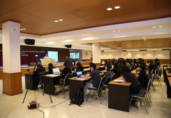 ภาพกิจกรรม คณะวิทยาศาสตร์และเทคโนโลยี เข้าร่วมโครงการฝึกอบรมการจัดทำระดับที่สูงขึ้น การประเมินค่างาน การวิเคราะห์ค่างาน เพื่อการเข้าสู่ตำแหน่งของบุคลากรสายสนับสนุน ครั้งที่ 2