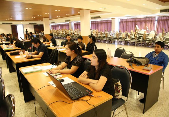 ภาพกิจกรรม คณะวิทยาศาสตร์และเทคโนโลยี เข้าร่วมโครงการฝึกอบรมการจัดทำระดับที่สูงขึ้น การประเมินค่างาน การวิเคราะห์ค่างาน เพื่อการเข้าสู่ตำแหน่งของบุคลากรสายสนับสนุน ครั้งที่ 2