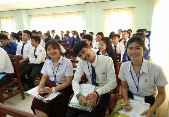 ภาพกิจกรรม คณะวิทยาศาสตร์และเทคโนโลยี เข้าร่วมงานนิทรรศการและการประชุมวิชาการด้านวิทยาศาสตร์