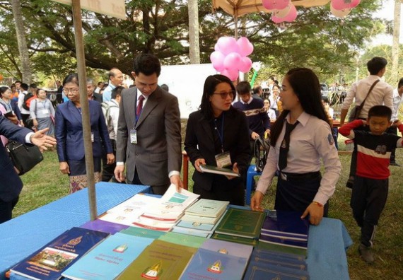 ภาพกิจกรรม คณะวิทยาศาสตร์และเทคโนโลยี เข้าร่วมงานนิทรรศการและการประชุมวิชาการด้านวิทยาศาสตร์