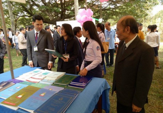 ภาพกิจกรรม คณะวิทยาศาสตร์และเทคโนโลยี เข้าร่วมงานนิทรรศการและการประชุมวิชาการด้านวิทยาศาสตร์