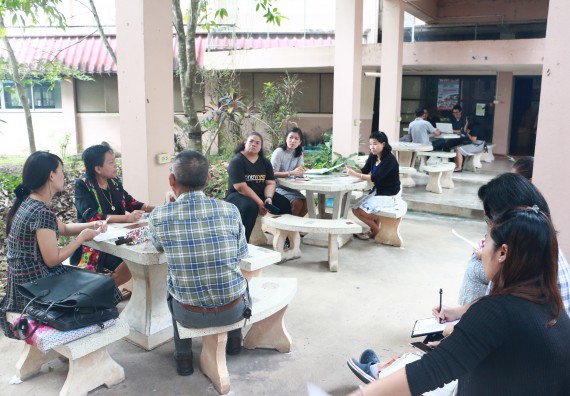 ภาพกิจกรรม คณะวิทยาศาสตร์และเทคโนโลยี จัดการประชุมเพื่อหารือแนวทางจัดกิจกรรมอบรมการจัดการเรียนการสอนเป็นภาษาอังกฤษ