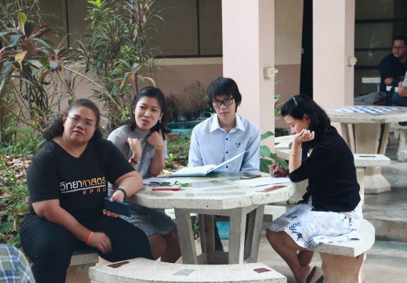 ภาพกิจกรรม คณะวิทยาศาสตร์และเทคโนโลยี จัดการประชุมเพื่อหารือแนวทางจัดกิจกรรมอบรมการจัดการเรียนการสอนเป็นภาษาอังกฤษ