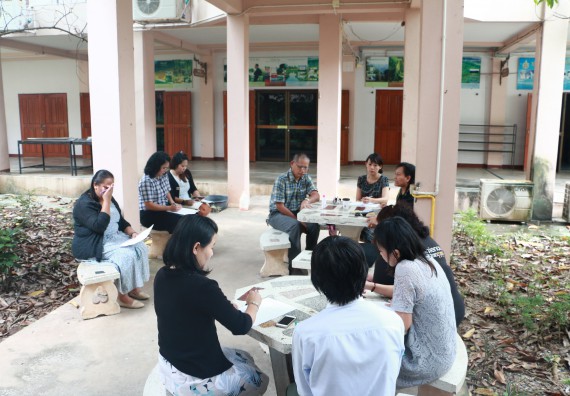 ภาพกิจกรรม คณะวิทยาศาสตร์และเทคโนโลยี จัดการประชุมเพื่อหารือแนวทางจัดกิจกรรมอบรมการจัดการเรียนการสอนเป็นภาษาอังกฤษ