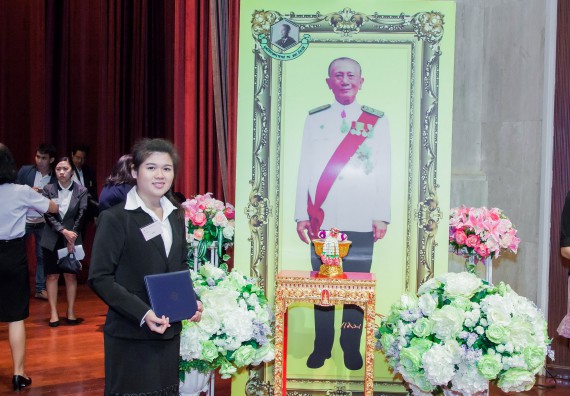 ภาพกิจกรรม นักศึกษาคณะวิทยาศาสตร์และเทคโนโลยี ชั้นปีที่ 1 และชั้นปีที่ 4	ได้รับรางวัลและทุนการศึกษาทางวิทยาศาสตร์ ประจำปี พ.ศ. 2560