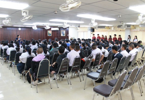 ภาพกิจกรรม คณะวิทยาศาสตร์และเทคโนโลยี จัดกิจกรรมค่ายวิทยาศาสตร์โรงเรียนตากพิทยาคม ระดับมัธยมศึกษาปีที่ 5