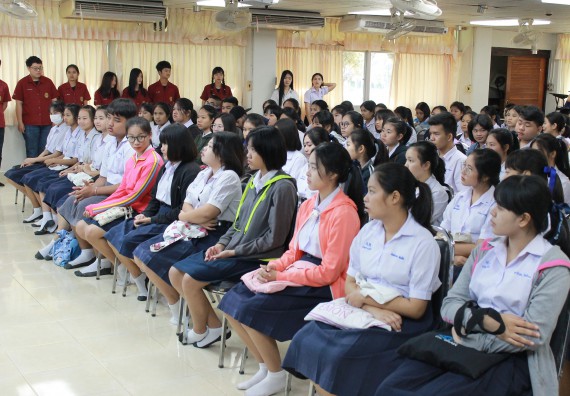 ภาพกิจกรรม คณะวิทยาศาสตร์และเทคโนโลยี จัดกิจกรรมค่ายวิทยาศาสตร์โรงเรียนตากพิทยาคม ระดับมัธยมศึกษาปีที่ 5
