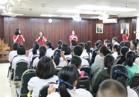 ภาพกิจกรรม คณะวิทยาศาสตร์และเทคโนโลยี จัดกิจกรรมค่ายวิทยาศาสตร์โรงเรียนตากพิทยาคม ระดับมัธยมศึกษาปีที่ 5