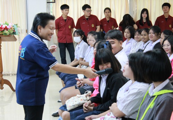 ภาพกิจกรรม คณะวิทยาศาสตร์และเทคโนโลยี จัดกิจกรรมค่ายวิทยาศาสตร์โรงเรียนตากพิทยาคม ระดับมัธยมศึกษาปีที่ 5