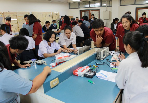 ภาพกิจกรรม คณะวิทยาศาสตร์และเทคโนโลยี จัดกิจกรรมค่ายวิทยาศาสตร์โรงเรียนตากพิทยาคม ระดับมัธยมศึกษาปีที่ 5