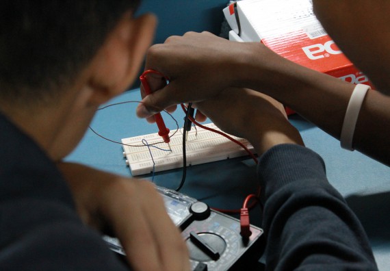 ภาพกิจกรรม คณะวิทยาศาสตร์และเทคโนโลยี จัดกิจกรรมค่ายวิทยาศาสตร์โรงเรียนตากพิทยาคม ระดับมัธยมศึกษาปีที่ 5