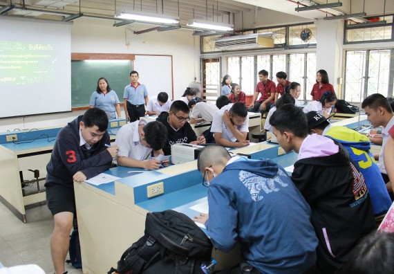 ภาพกิจกรรม คณะวิทยาศาสตร์และเทคโนโลยี จัดกิจกรรมค่ายวิทยาศาสตร์โรงเรียนตากพิทยาคม ระดับมัธยมศึกษาปีที่ 5