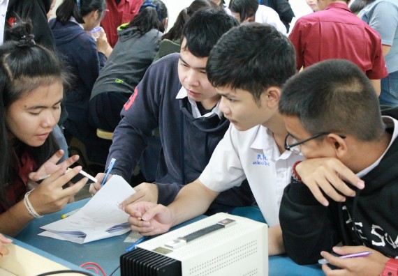 ภาพกิจกรรม คณะวิทยาศาสตร์และเทคโนโลยี จัดกิจกรรมค่ายวิทยาศาสตร์โรงเรียนตากพิทยาคม ระดับมัธยมศึกษาปีที่ 5