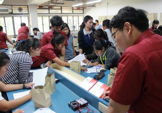 ภาพกิจกรรม คณะวิทยาศาสตร์และเทคโนโลยี จัดกิจกรรมค่ายวิทยาศาสตร์โรงเรียนตากพิทยาคม ระดับมัธยมศึกษาปีที่ 5