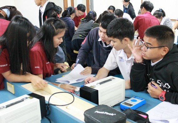 ภาพกิจกรรม คณะวิทยาศาสตร์และเทคโนโลยี จัดกิจกรรมค่ายวิทยาศาสตร์โรงเรียนตากพิทยาคม ระดับมัธยมศึกษาปีที่ 5