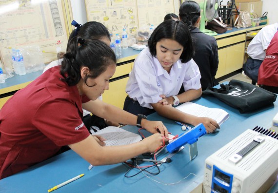 ภาพกิจกรรม คณะวิทยาศาสตร์และเทคโนโลยี จัดกิจกรรมค่ายวิทยาศาสตร์โรงเรียนตากพิทยาคม ระดับมัธยมศึกษาปีที่ 5