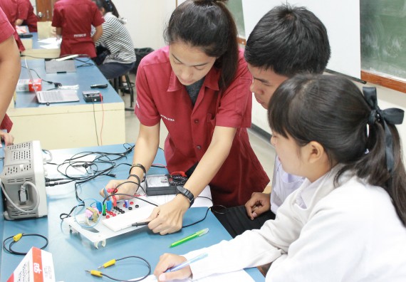 ภาพกิจกรรม คณะวิทยาศาสตร์และเทคโนโลยี จัดกิจกรรมค่ายวิทยาศาสตร์โรงเรียนตากพิทยาคม ระดับมัธยมศึกษาปีที่ 5