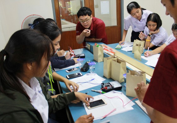 ภาพกิจกรรม คณะวิทยาศาสตร์และเทคโนโลยี จัดกิจกรรมค่ายวิทยาศาสตร์โรงเรียนตากพิทยาคม ระดับมัธยมศึกษาปีที่ 5