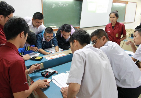 ภาพกิจกรรม คณะวิทยาศาสตร์และเทคโนโลยี จัดกิจกรรมค่ายวิทยาศาสตร์โรงเรียนตากพิทยาคม ระดับมัธยมศึกษาปีที่ 5