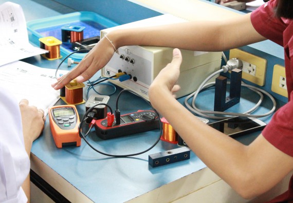 ภาพกิจกรรม คณะวิทยาศาสตร์และเทคโนโลยี จัดกิจกรรมค่ายวิทยาศาสตร์โรงเรียนตากพิทยาคม ระดับมัธยมศึกษาปีที่ 5