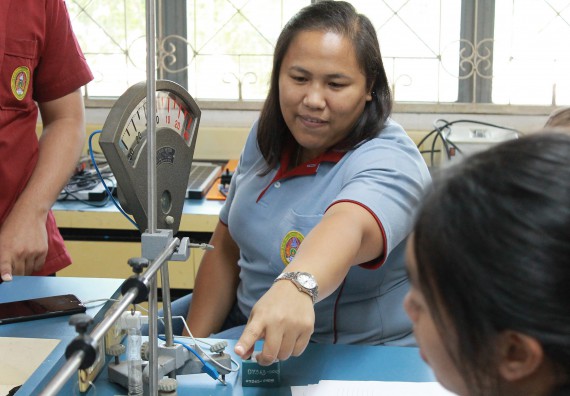 ภาพกิจกรรม คณะวิทยาศาสตร์และเทคโนโลยี จัดกิจกรรมค่ายวิทยาศาสตร์โรงเรียนตากพิทยาคม ระดับมัธยมศึกษาปีที่ 5