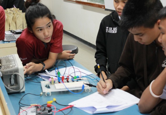 ภาพกิจกรรม คณะวิทยาศาสตร์และเทคโนโลยี จัดกิจกรรมค่ายวิทยาศาสตร์โรงเรียนตากพิทยาคม ระดับมัธยมศึกษาปีที่ 5