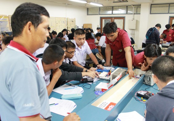 ภาพกิจกรรม คณะวิทยาศาสตร์และเทคโนโลยี จัดกิจกรรมค่ายวิทยาศาสตร์โรงเรียนตากพิทยาคม ระดับมัธยมศึกษาปีที่ 5