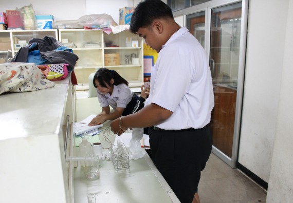 ภาพกิจกรรม คณะวิทยาศาสตร์และเทคโนโลยี จัดกิจกรรมค่ายวิทยาศาสตร์โรงเรียนตากพิทยาคม ระดับมัธยมศึกษาปีที่ 5