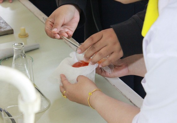 ภาพกิจกรรม คณะวิทยาศาสตร์และเทคโนโลยี จัดกิจกรรมค่ายวิทยาศาสตร์โรงเรียนตากพิทยาคม ระดับมัธยมศึกษาปีที่ 5