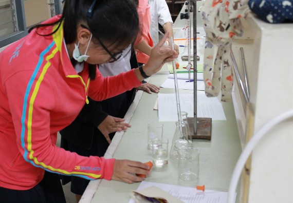 ภาพกิจกรรม คณะวิทยาศาสตร์และเทคโนโลยี จัดกิจกรรมค่ายวิทยาศาสตร์โรงเรียนตากพิทยาคม ระดับมัธยมศึกษาปีที่ 5