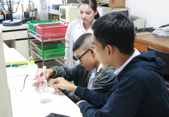 ภาพกิจกรรม คณะวิทยาศาสตร์และเทคโนโลยี จัดกิจกรรมค่ายวิทยาศาสตร์โรงเรียนตากพิทยาคม ระดับมัธยมศึกษาปีที่ 5